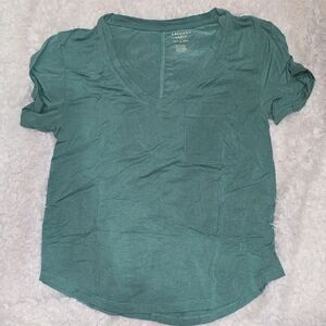 American Eagle Outfitters Teal Short Sleeve V-Neck Tee